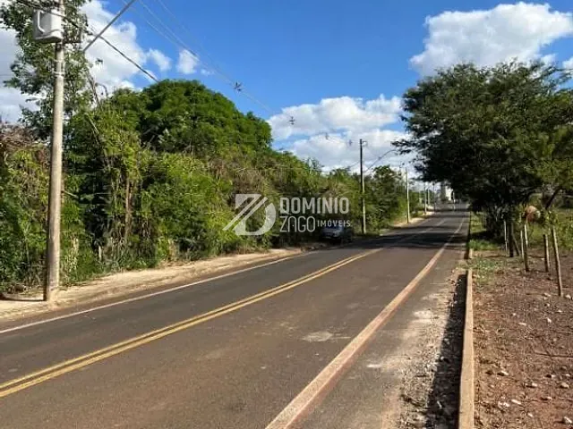 Terreno com 1494m², à venda, no bairro Fabrício em Uberaba