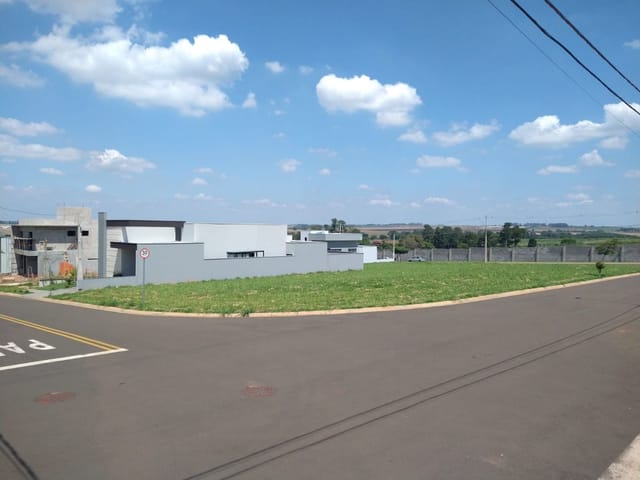 Terreno com 416m², à venda, no bairro Jardim Recanto das Águas em Nova Odessa