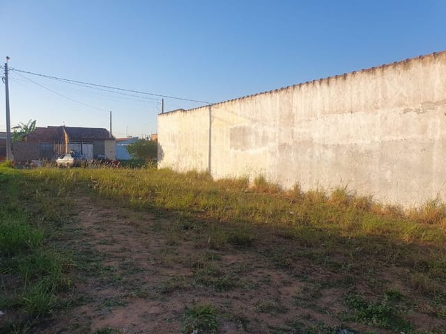Terreno com 251m², à venda, no bairro Residencial Moimas em Birigui