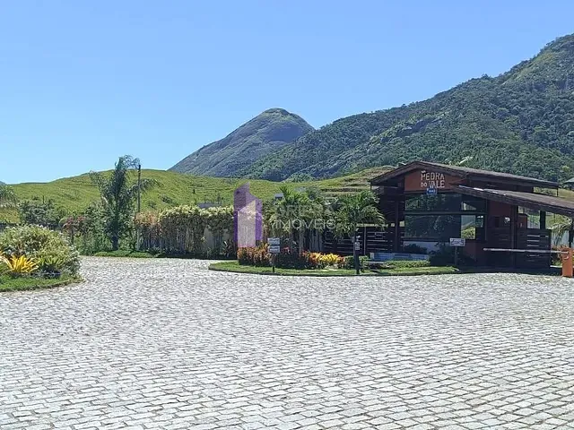 Terreno com 471m², à venda, no bairro Pilar em Maricá