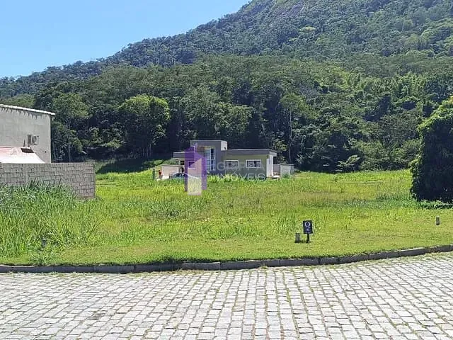 Terreno com 471m², à venda, no bairro Pilar em Maricá