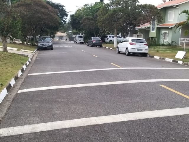Terreno com 525m², à venda, no bairro Jardim Panorama em Vinhedo