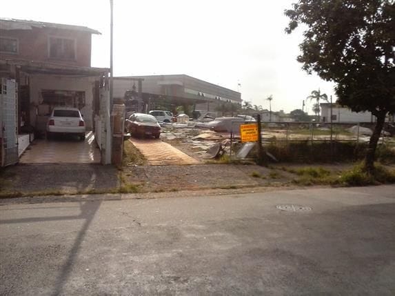 Terreno com 2000m², à venda, no bairro Jaguará em São Paulo