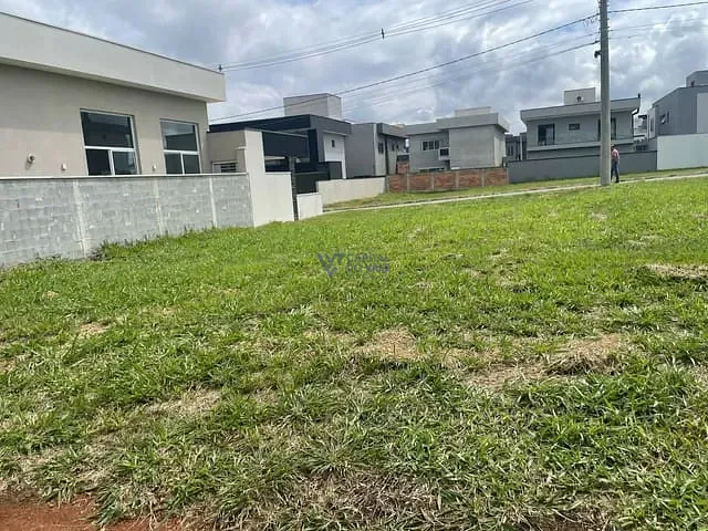 Terreno com 252m², à venda, no bairro Lotamento Floresta em São José dos Campos