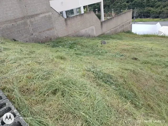 Terreno com 346m², à venda, no bairro Residencial Morumbí em Poços de Caldas