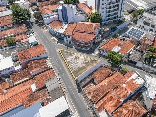 Terreno com 130m², à venda, no bairro Centro em Petrolina