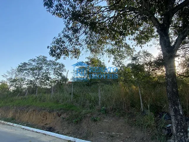 Terreno com 525m², à venda, no bairro Bambuí em Maricá