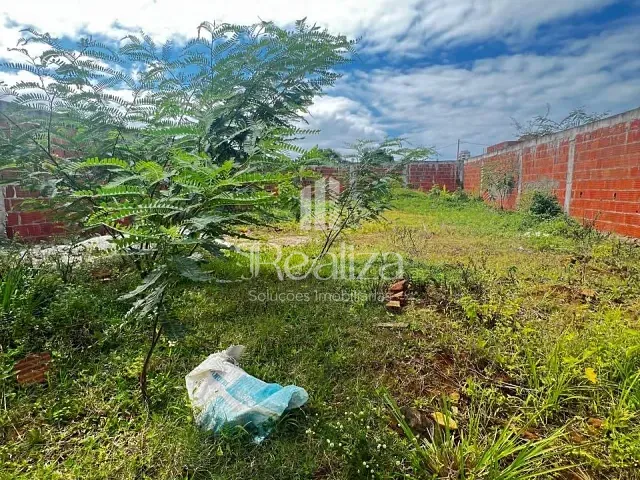 Terreno com 220m², à venda, no bairro Nossa Senhora da Vitória em Ilhéus