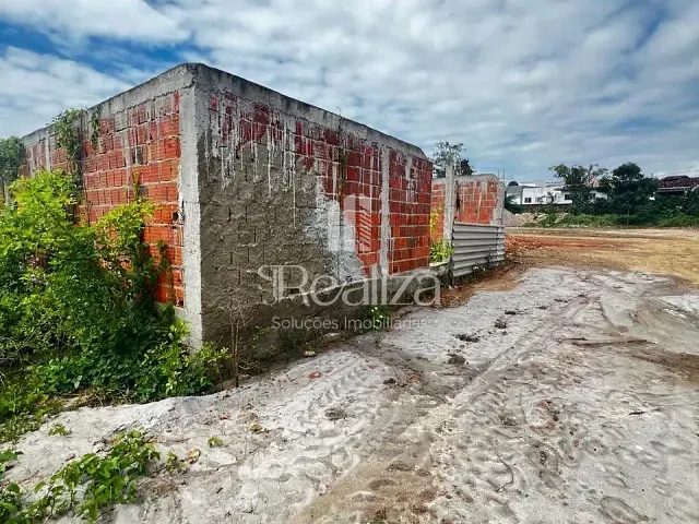 Terreno com 220m², à venda, no bairro Nossa Senhora da Vitória em Ilhéus