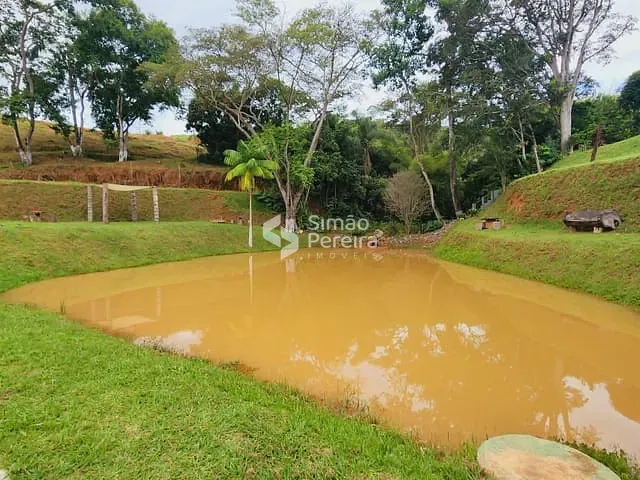 Terreno com 800m², à venda, no bairro Balança em Simão Pereira