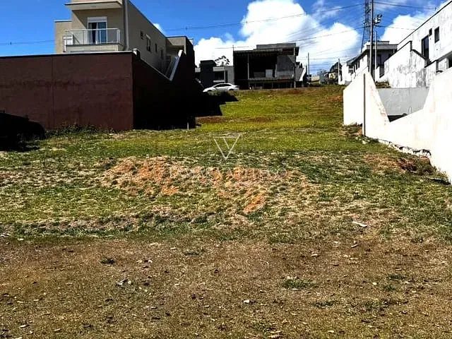 Terreno com 300m², à venda, no bairro Residencial Veneza I em Mogi das Cruzes