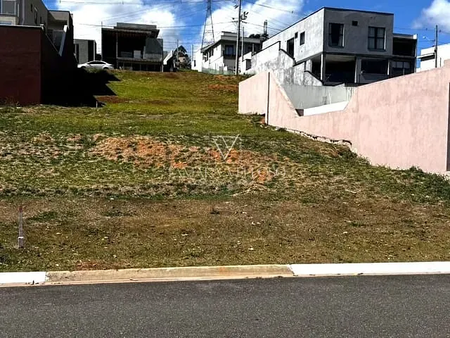 Terreno com 300m², à venda, no bairro Residencial Veneza I em Mogi das Cruzes