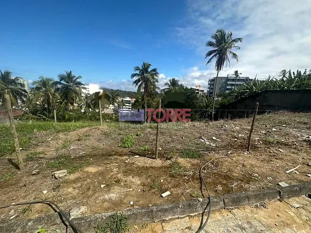 Terreno com 600m², à venda, no bairro Nossa Senhora da Vitória em Ilhéus