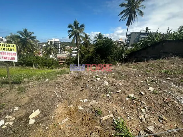 Terreno com 600m², à venda, no bairro Nossa Senhora da Vitória em Ilhéus