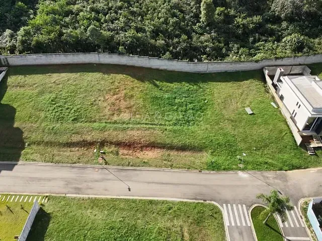 Terreno com 468m², à venda, no bairro Butiatumirim em Colombo