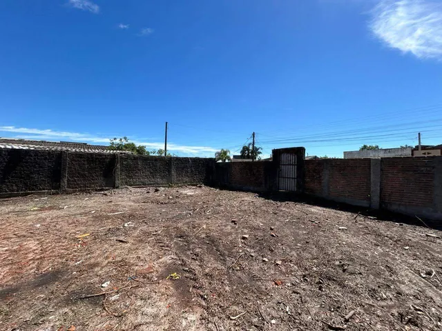 Terreno com 233m², à venda, no bairro Areal em Pelotas