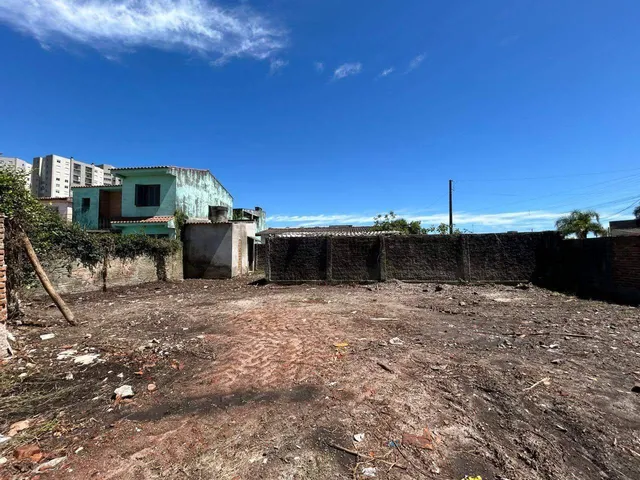 Terreno com 233m², à venda, no bairro Areal em Pelotas