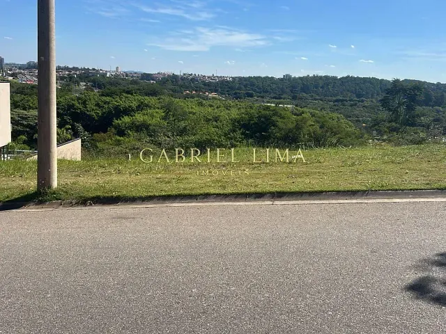Terreno com 604m², à venda, no bairro Loteamento Residencial e Comercial Horto Florestal em Jundiaí