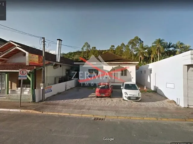 Terreno com 492m², à venda, no bairro Centro em Gaspar