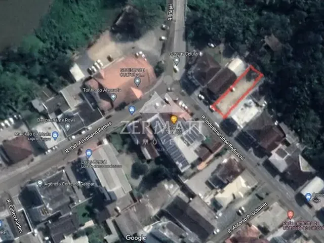 Terreno com 492m², à venda, no bairro Centro em Gaspar