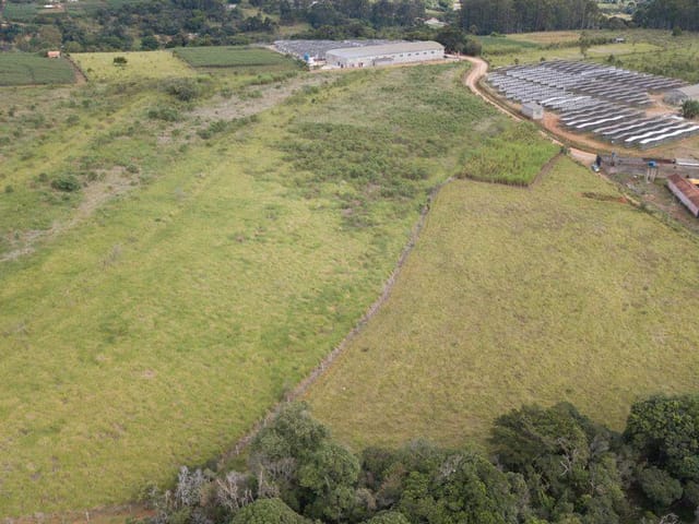 Terreno com 18150m², à venda, no bairro Distrito Campo do Meio em Paraisópolis