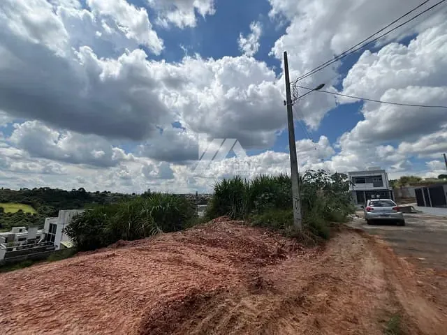 Terreno com 561m², à venda, no bairro Estrela em Ponta Grossa