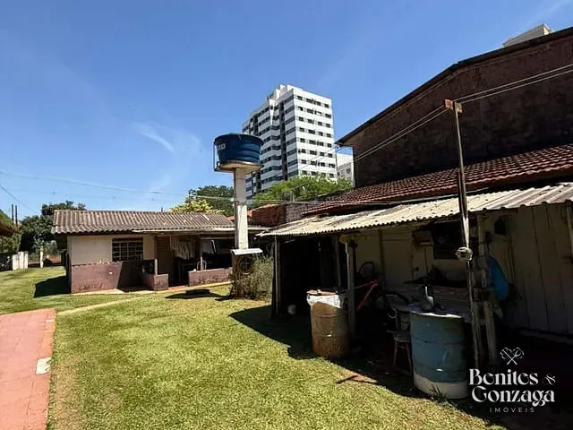 Terreno com 2500m², à venda, no bairro Jardim Alvorada em Maringá