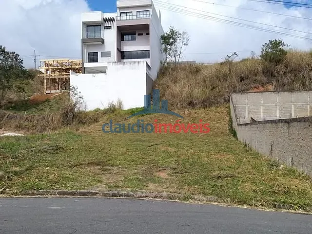 Terreno à venda, no bairro Jardim Belvedere em Volta Redonda
