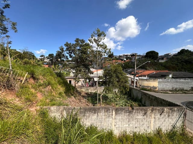 Terreno com 500m², à venda, no bairro Vila Pomar em Mogi das Cruzes