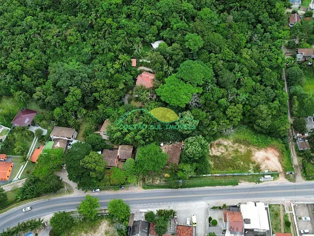 Terreno com 18000m², à venda, no bairro Morro das Pedras em Florianópolis