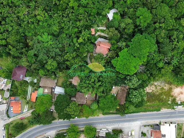Terreno com 18000m², à venda, no bairro Morro das Pedras em Florianópolis