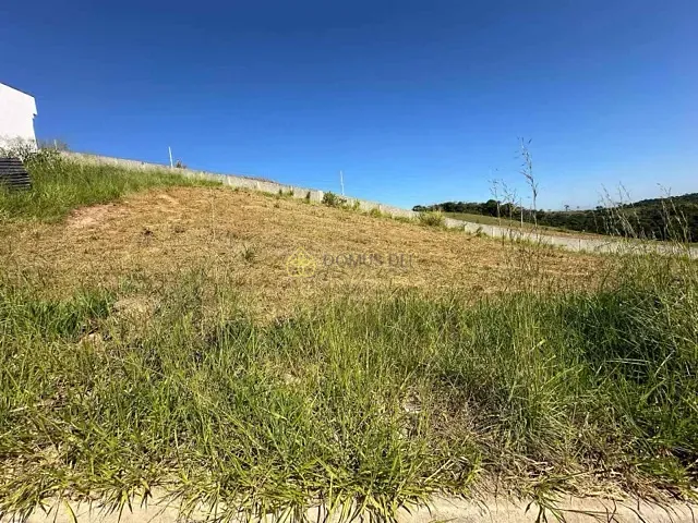 Terreno com 290m², à venda, no bairro Casa de Pedra em Volta Redonda