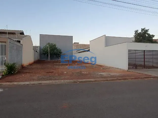 Terreno com 250m², à venda, no bairro Jardim Prefeito Milton Menezes em Londrina