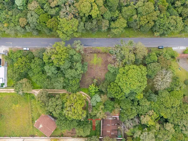 Terreno com 724m², à venda, no bairro Abranches em Curitiba