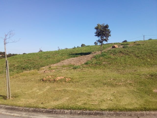 Terreno com 1030m², à venda, no bairro Monte Alegre em Vinhedo