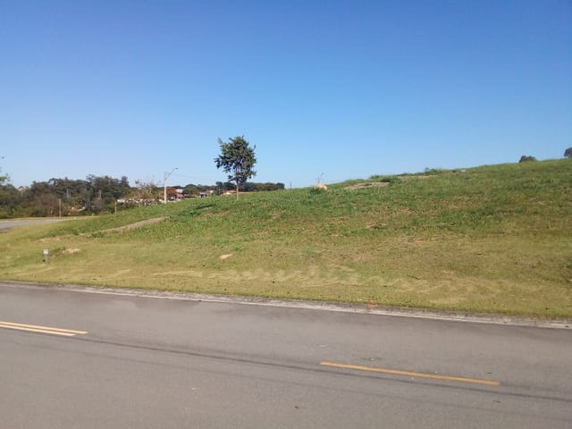Terreno com 1030m², à venda, no bairro Monte Alegre em Vinhedo
