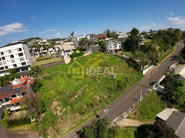 Terreno com 1890m², à venda, no bairro Centro em Concórdia
