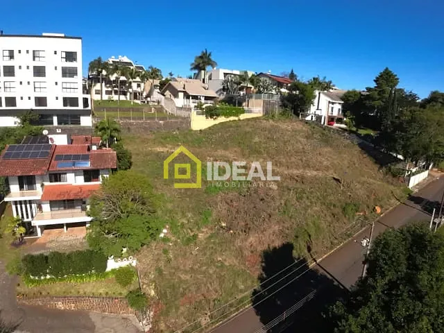 Terreno com 1890m², à venda, no bairro Centro em Concórdia