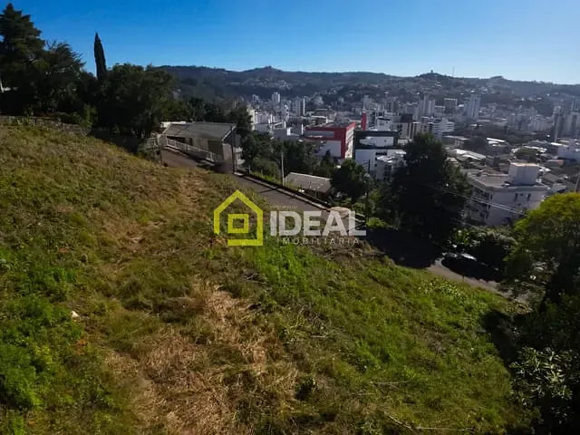 Terreno com 1890m², à venda, no bairro Centro em Concórdia