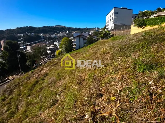 Terreno com 1890m², à venda, no bairro Centro em Concórdia