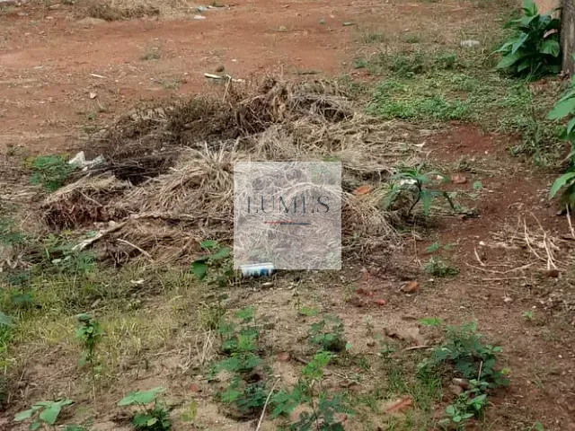 Terreno com 250m², à venda, no bairro Vila Ferrarezi em Santa Bárbara D'Oeste