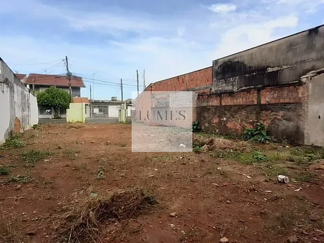 Terreno com 250m², à venda, no bairro Vila Ferrarezi em Santa Bárbara D'Oeste