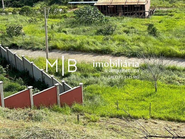 Terreno com 622m², à venda, no bairro IBRAIM MENDOCA em CATAGUASES