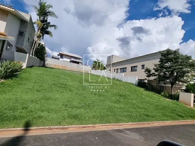 Terreno com 800m², à venda, no bairro Residencial Alphaville Flamboyant em Goiânia