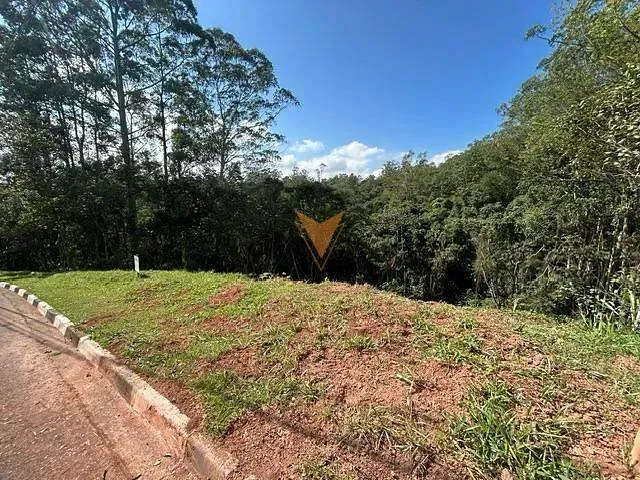 Terreno com 837m², à venda, no bairro Jardim Indaiá em Embu das Artes