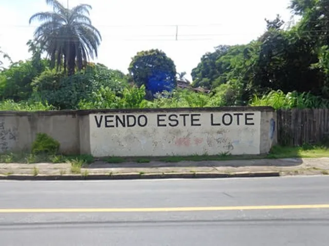 Terreno à venda, no bairro Pampulha em Belo Horizonte