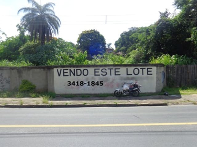 Terreno à venda, no bairro Pampulha em Belo Horizonte
