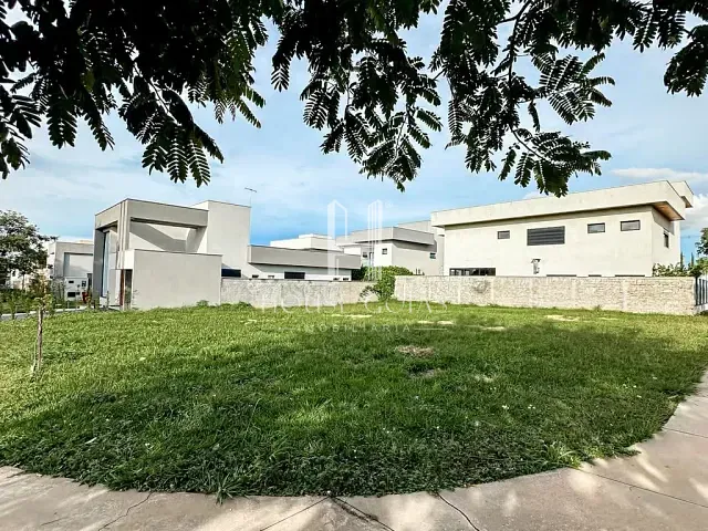 Terreno com 517m², à venda, no bairro Parqville Pinheiros em Aparecida de Goiânia