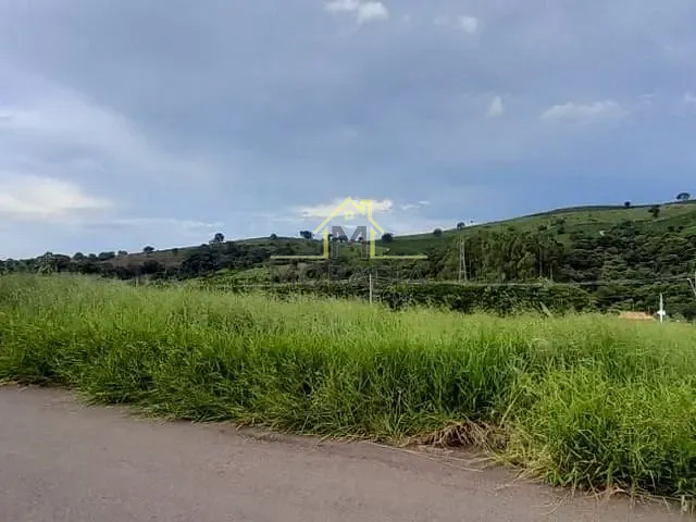 Terreno com 395m², à venda, no bairro Vale Da Mata em Guaxupé