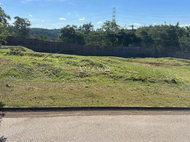 Terreno com 568m², à venda, no bairro Loteamento Residencial e Comercial Horto Florestal em Jundiaí